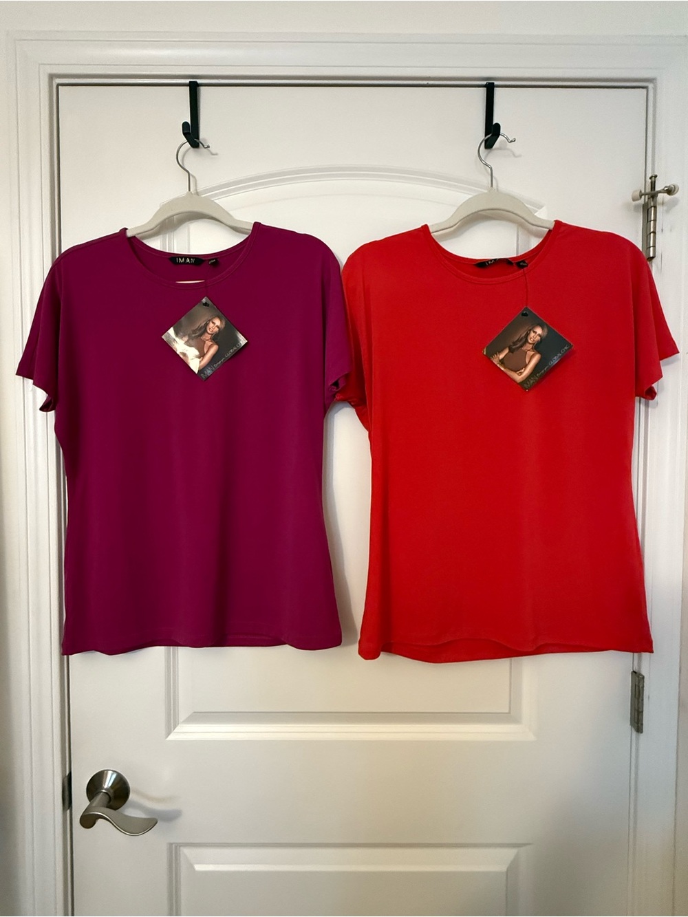 IMAN Short Sleeve Crewneck Tops in Magenta and Red Duo